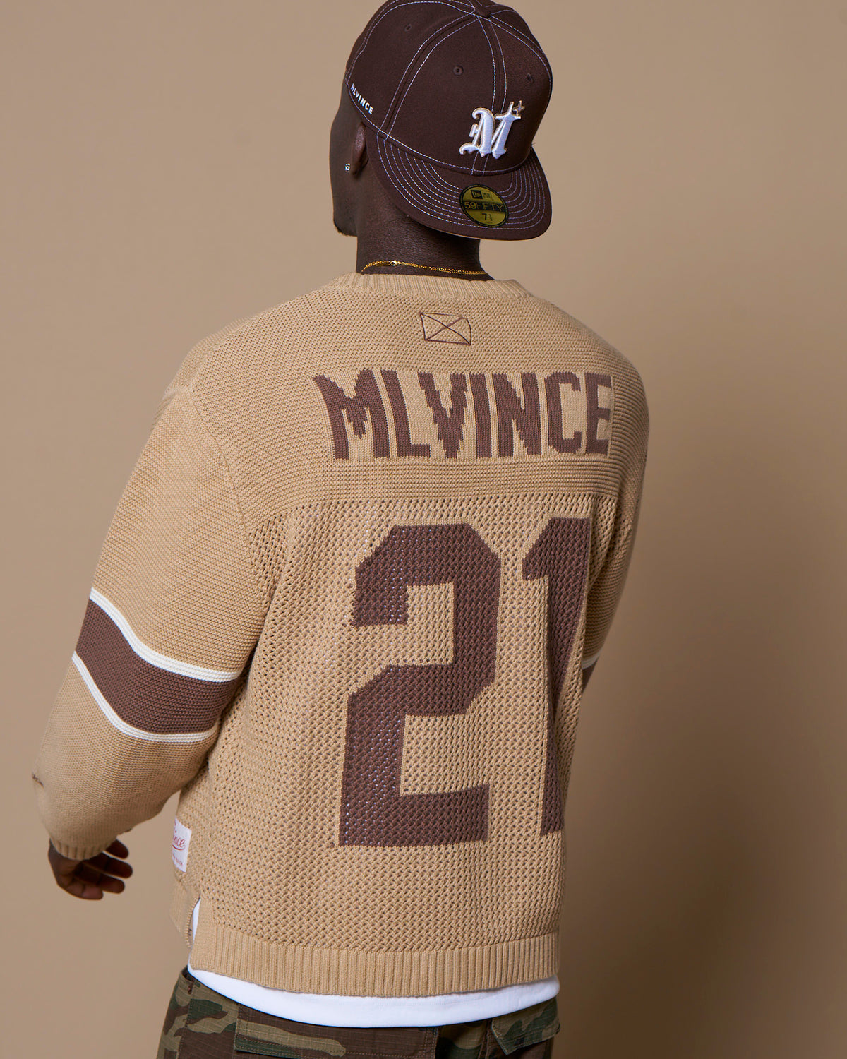 KNIT FOOTBALL TOP - BEIGE