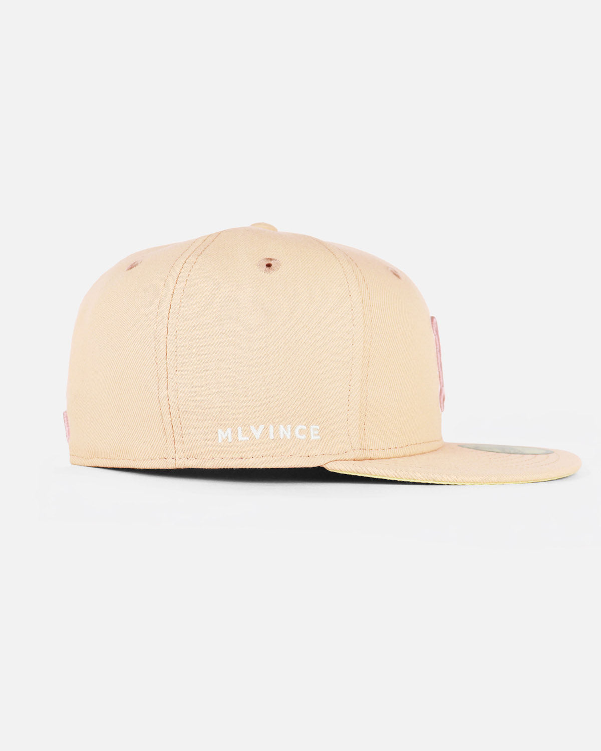 NEW ERA® 59FIFTY AUTHENTIC LOGO CAP - BEIGE / PINK
