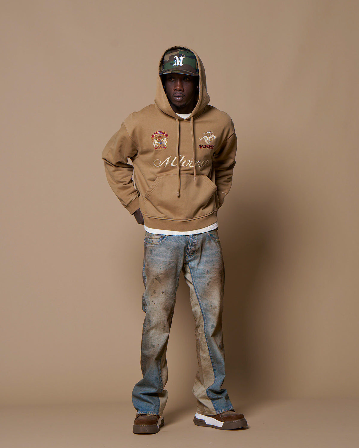 SCRIPT LOGO HOODY - TAN