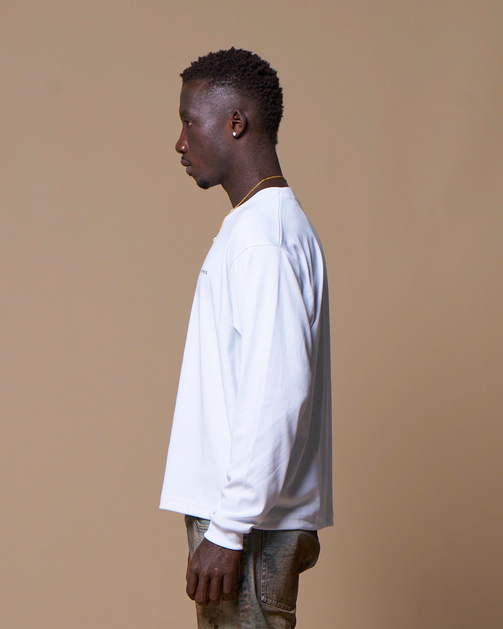 CLASSIC LOGO BOX LS TEE - WHITE