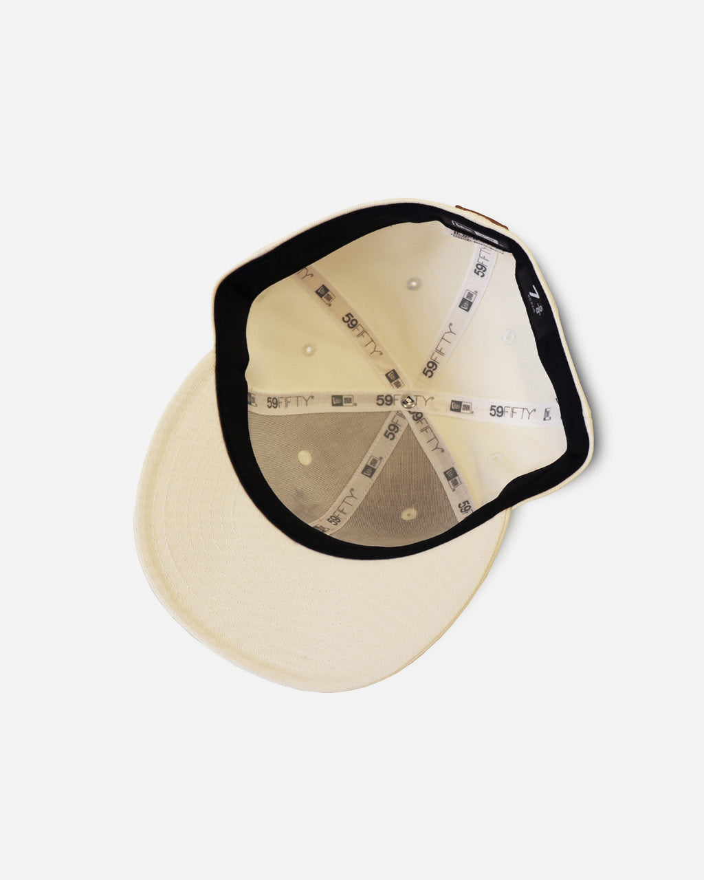 NEW ERA® 59FIFTY AUTHENTIC LOGO CAP - CREAM