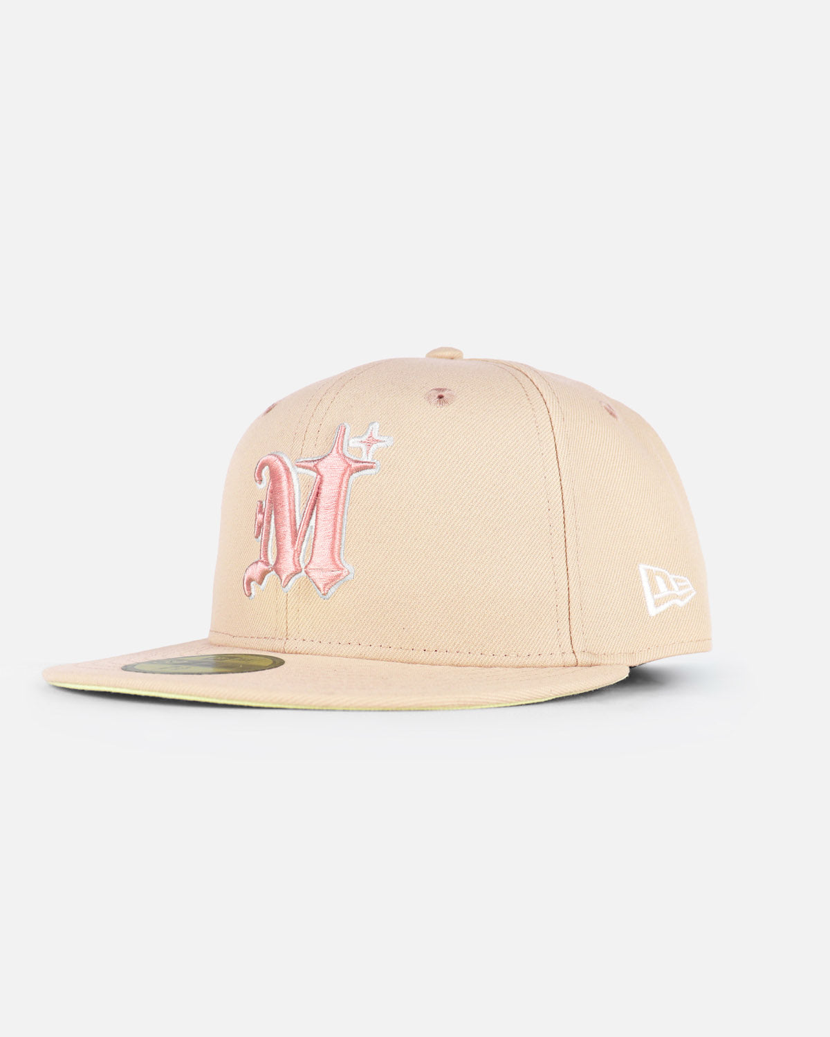 NEW ERA® 59FIFTY AUTHENTIC LOGO CAP - BEIGE / PINK