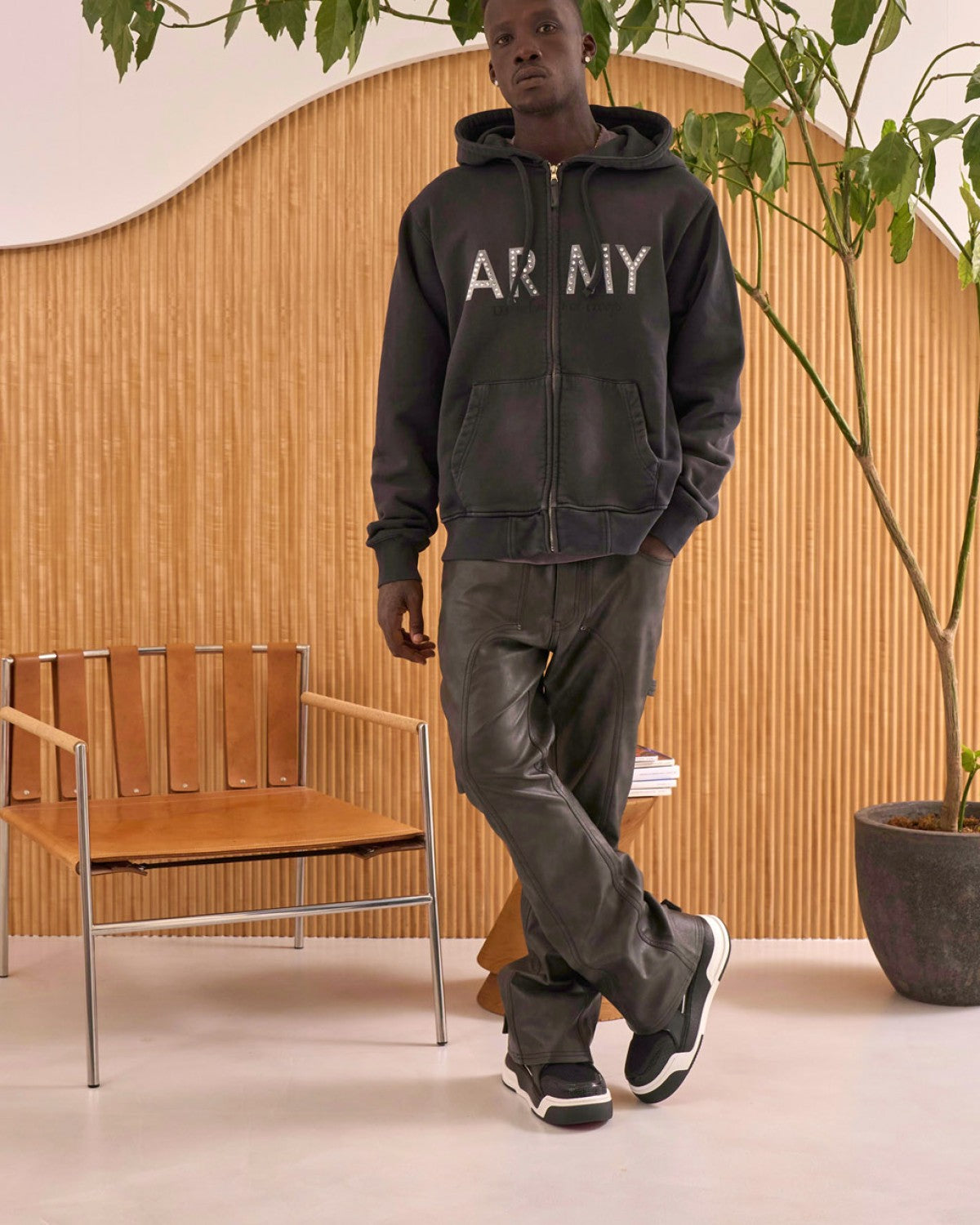 MLVINCE Look