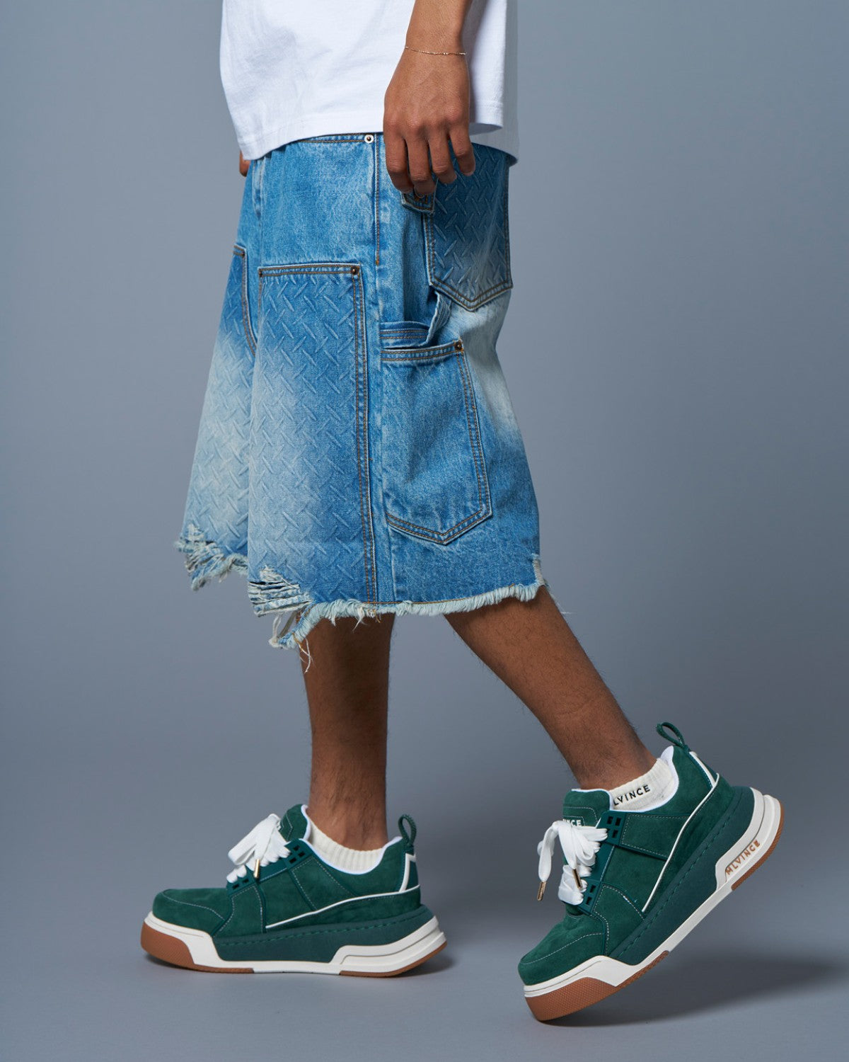 MLVINCE Look