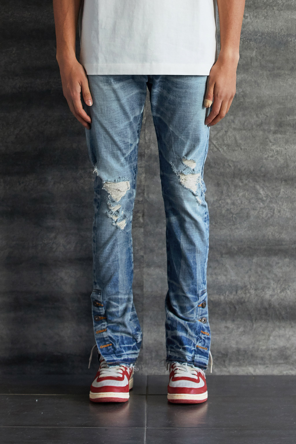 TYPE-1 SLIM CRASH JEANS - INDIGO