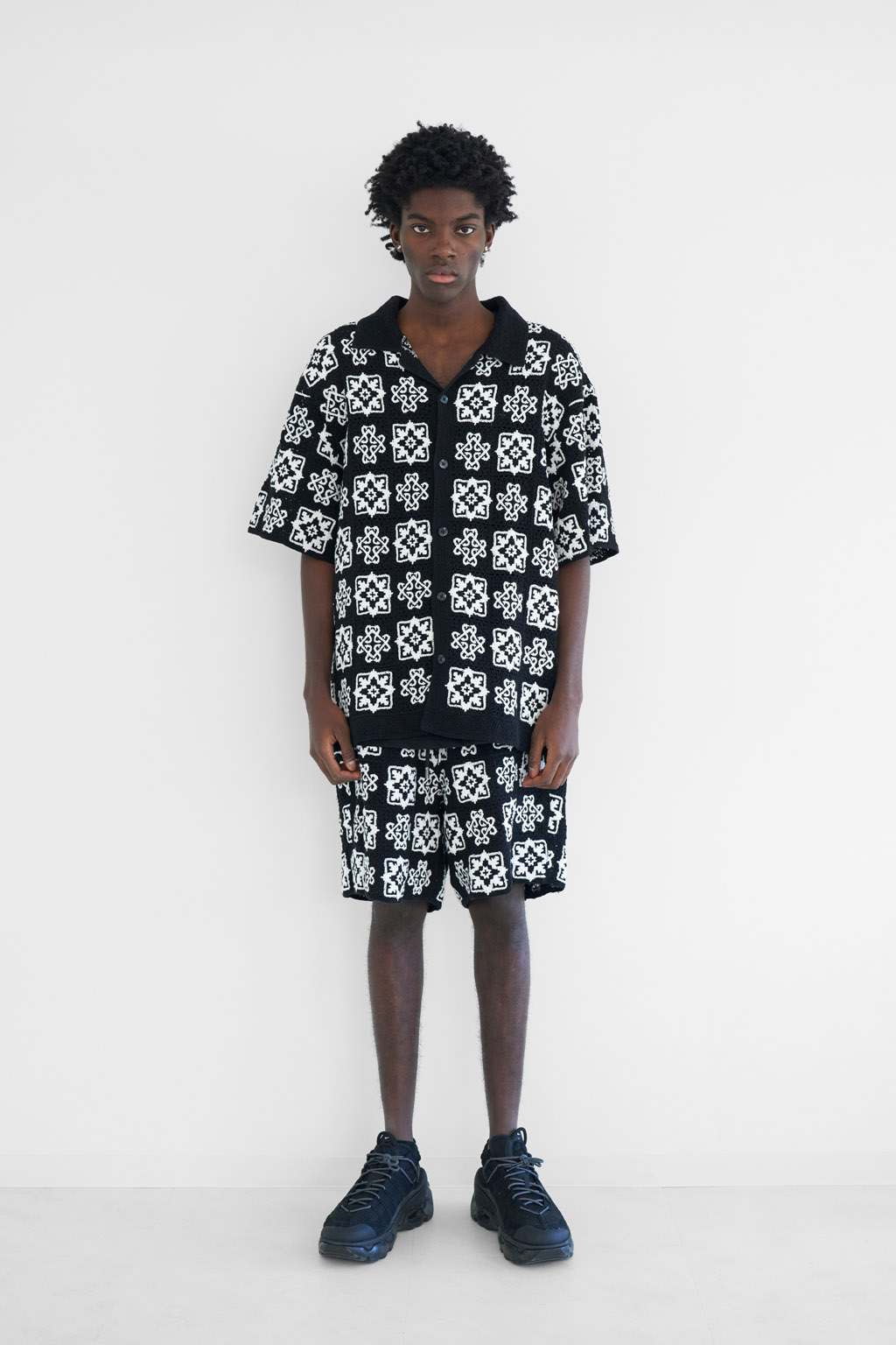 CROCHET S/S SHIRTS - BLACK - MLVINCE