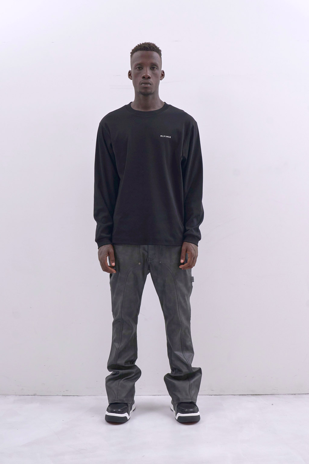 CLASSIC LOGO L/S TEE - BLACK - MLVINCE