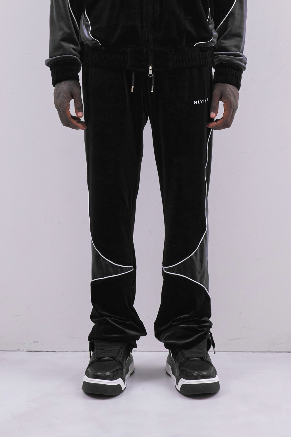 VELOR TRACK PANTS - BLACK - MLVINCE